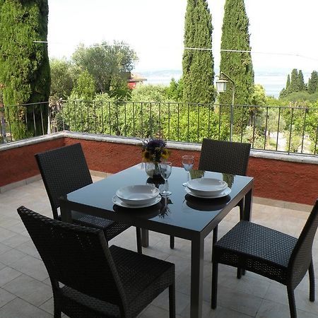 Villa Paradiso Apartment Sirmione Eksteriør bilde