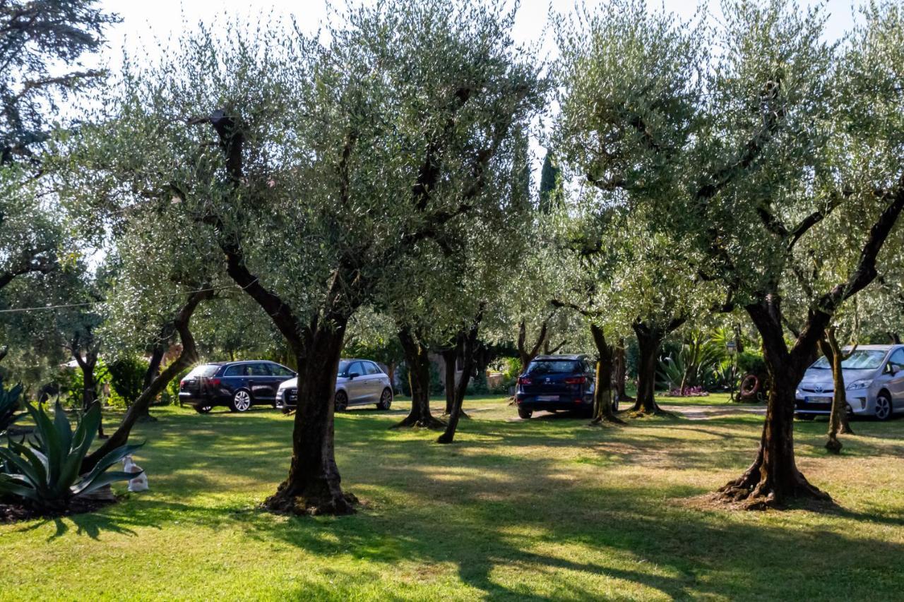 Villa Paradiso Apartment Sirmione Eksteriør bilde
